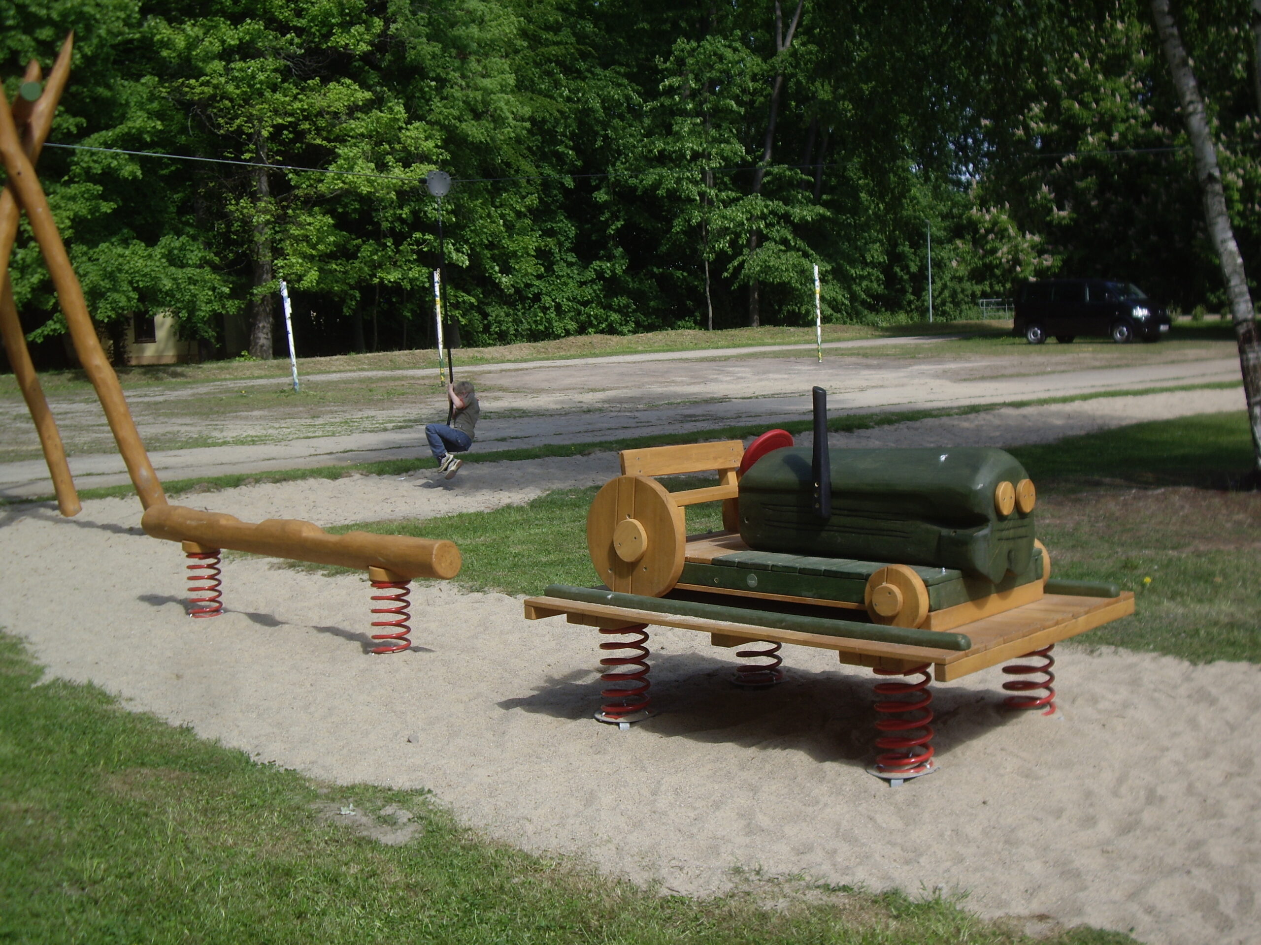 Wackeltraktor mit Hänger – Bild 2