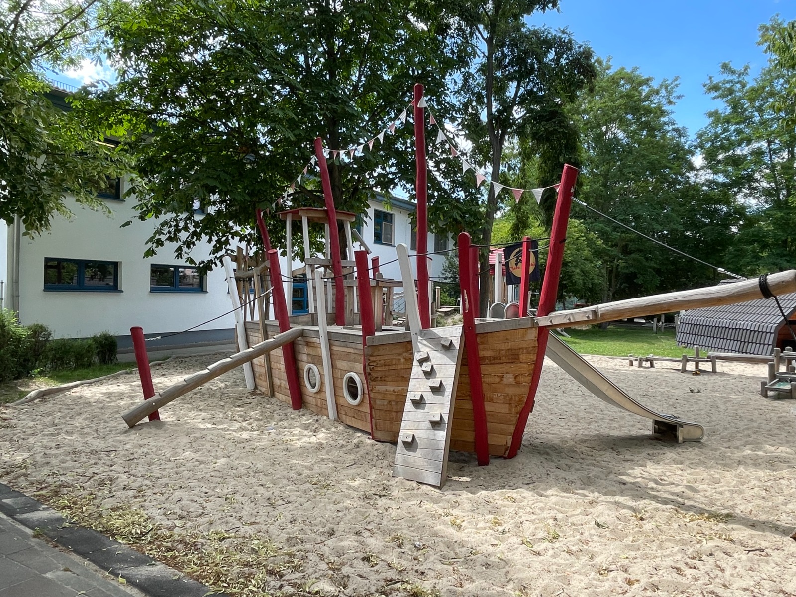 Spielschiff 'Hoppetosse 1.2' 2 Spielschiff 'Hoppetosse 1.2' – Bild 2